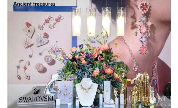 <a href='//immaomao.cn/pinpai/swarovski/'>施华洛世奇</a>