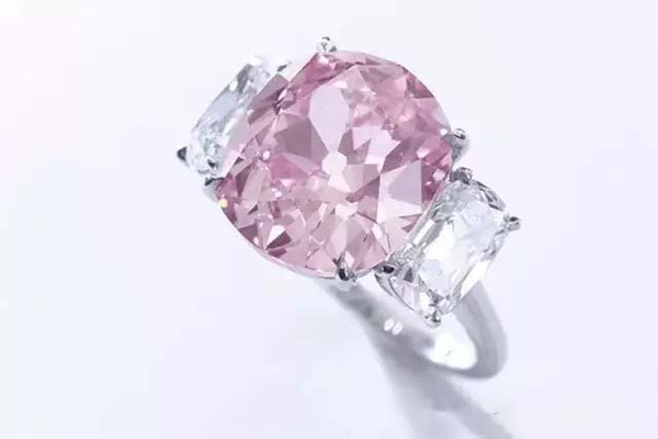 8.72克拉艳彩粉色钻石
